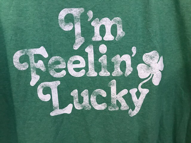 I’M FEELIN’ LUCKY Men’s T-Shirt choice of sizes GREEN casino IRISH love GAMBLING