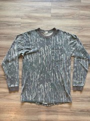 Lot of 3 Vintage Mossy Oak and Realtree Camo Long Sleeve Pocket T-Shirts