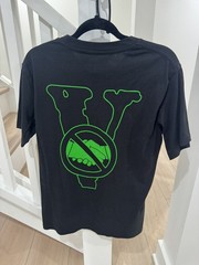 RARE VLONE Stay Away From Your Friends Tee M 100% Authentic