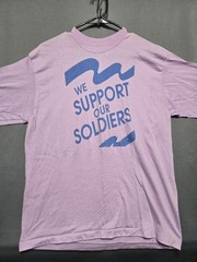 Lot of 3 Men’s & Ladies Graphic T-Shirts Mixed Brands Sizes L, XL, Ladies XL R52