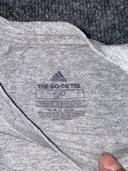 Adidas International The Go To Tee Shirt Men Small Gray Blended Fabric Crew Neck