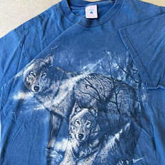 Vintage Mid 90s Wolves In Forest Nature Single Stitch Graphic Tee. Size L