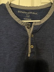 Banana Republic Vintage Men’s Henley T-Shirt Blue Solid Button Short Sleeve M