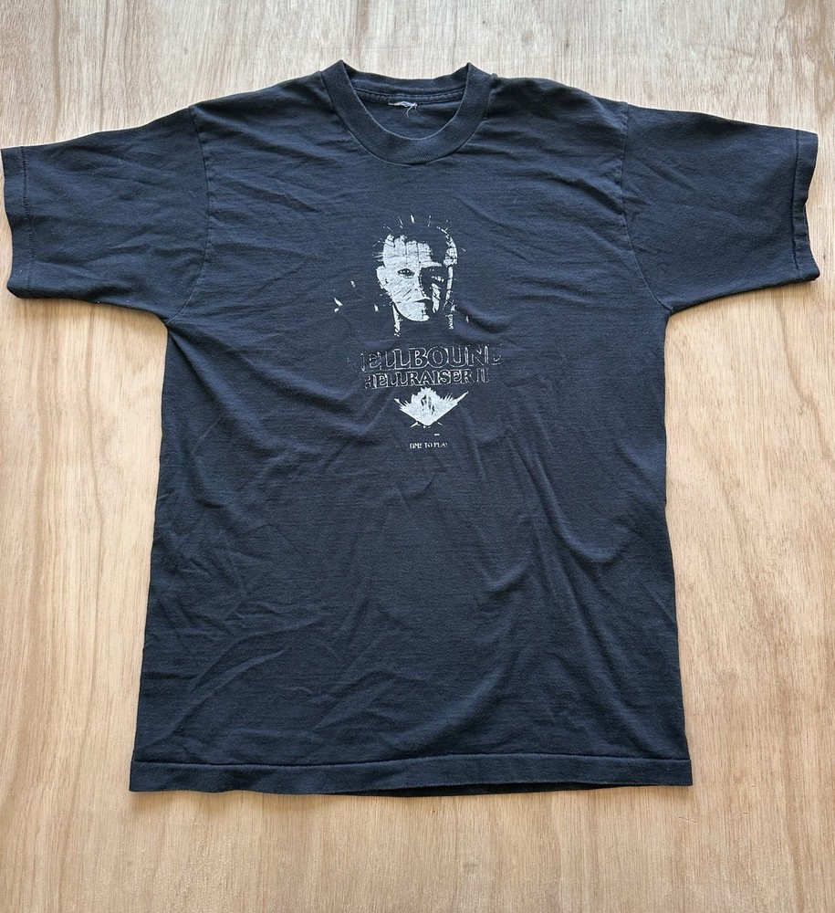 Hellraiser 2 print on Vintage Tshirt Movie Horror Pinhead Hellbound Size Large