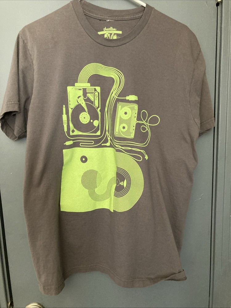 Threadless “Music Box” Design By Phil Wheeler Size Large Gray