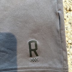 Rhone Element Shirt Mens Medium Charcoal Gray Cotton Blend Short Sleeve Tee