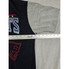 NFL New England Patriots Mens Large T-Shirt Black Gray Colorblock Flying Elvis