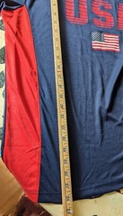 MENS USA FLAG TSHIRT. NAVY BLUE RED WHITE. STRIKER BRAND, Sz L. POLYESTER. Cool!