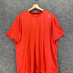 Reebok T-Shirt Men M Red Crew Neck Short Sleeve Pullover Regular Fit