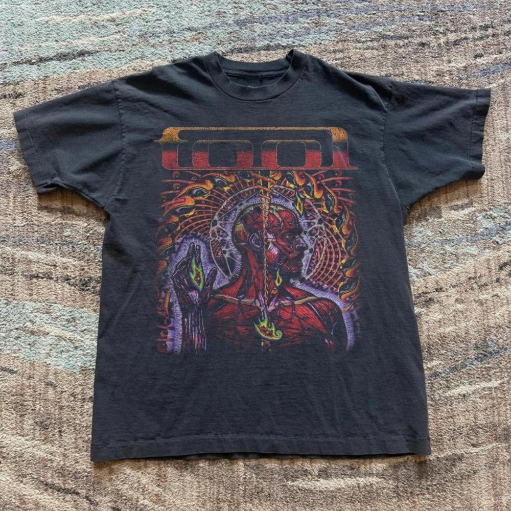 Vintage TOOL Lateralus Eye Graphic Tee short sleeve black color Shirt VK10537