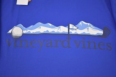 Vineyard Vines Men’s SS Performance Graphic Tee in Aviator Blue (S) Small $49.50