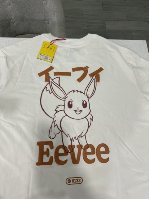 NWT Pokémon x Target 30th Anniversary Adult Trainer T-shirt 2XL Eevee NEW