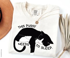 Funny Cat Shirt I Just Need To Sleep Cute Sleepy Cat Lover Gift Introvert Tee
