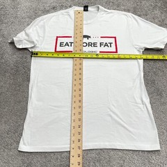 District Made Graphic Soft T-Shirt Mens Medium White Crew Neck Cotton Casual Tee