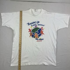 Vintage Walmart International T Shirt Adult XL White Store Making A Difference