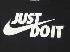 Nike Sportwear Just Do It Swoosh Graphic T-Shirt Black White Men’s XL AR5006-011