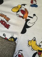 Men’s Vintage Disney Characters Mickey Mouse All Over Print T Shirt Medium/Large