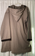 Kounouz Moroccan Fashion Men’s Brown Hoodie Tunic, Hand Made in Morocco Size L