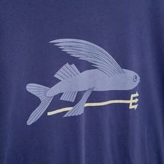 PATAGONIA Classic Navy Flying Fish Slim Fit T-Shirt Sz M Organic Cotton Crewneck
