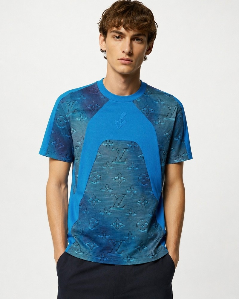 $1750 LOUIS VUITTON Men’s LV Monogram 2054 Intarsia Printed T-Shirt – Blue – XXL