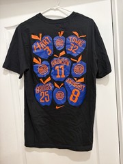 Sizes M & L | EXCLUSIVE New York Knicks Black Apple Tee | SOLD IN NIKE TRUCK