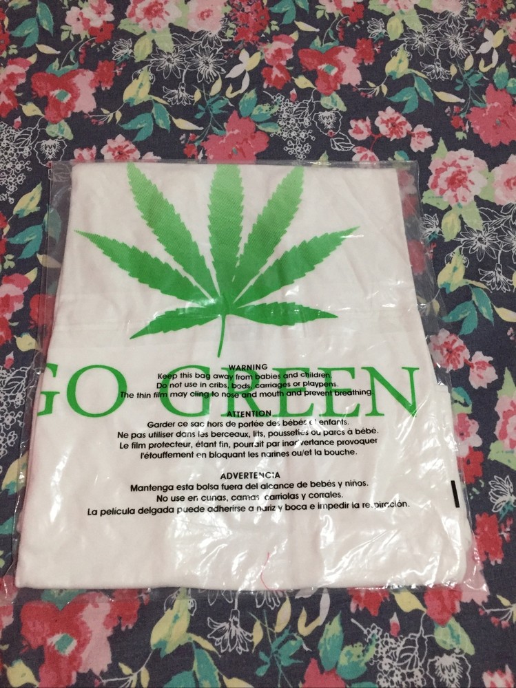 Women’s Go Green Weed White T-shirt , 100% Cotton,New ( Tear Away Label)
