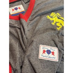 Lions Crest English Laundry V-Neck T-Shirt Mens 3XL Heather Gray Red Blue