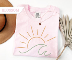 Comfort Colors Sunset T-Shirt Boho Ocean Waves Summer Beach Shirt Vacation Gift