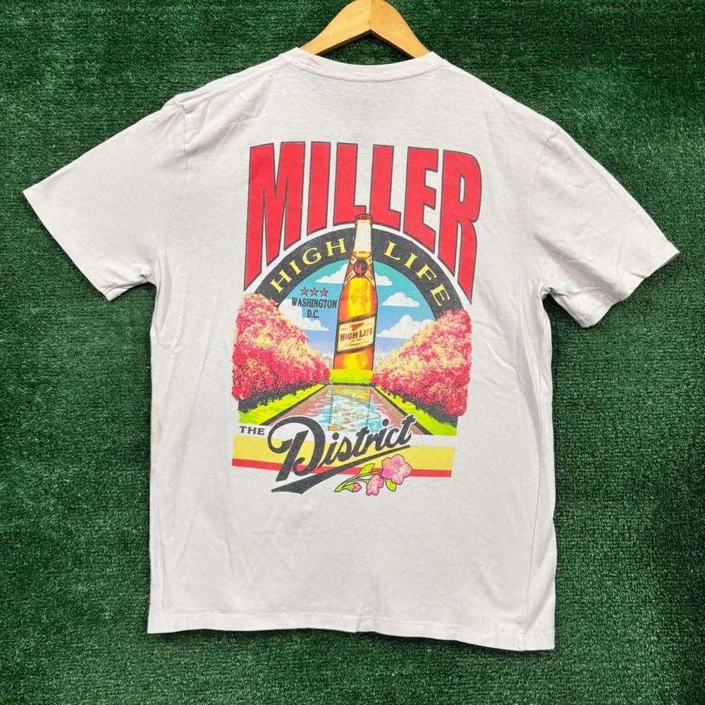 Junk Food Clothing x Miller High Life The District T-Shirt Size Large