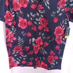 Tek Gear Navy Blue Red Roses Floral Collar Button Up Athletic Shirt Size M