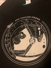 T-shirt AMC GME stock Apes Together Strong HODL Mulligan documentary XL
