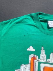 MENS VINTAGE GREEN NOVELTY 7-11 SHIFT TEE ST089