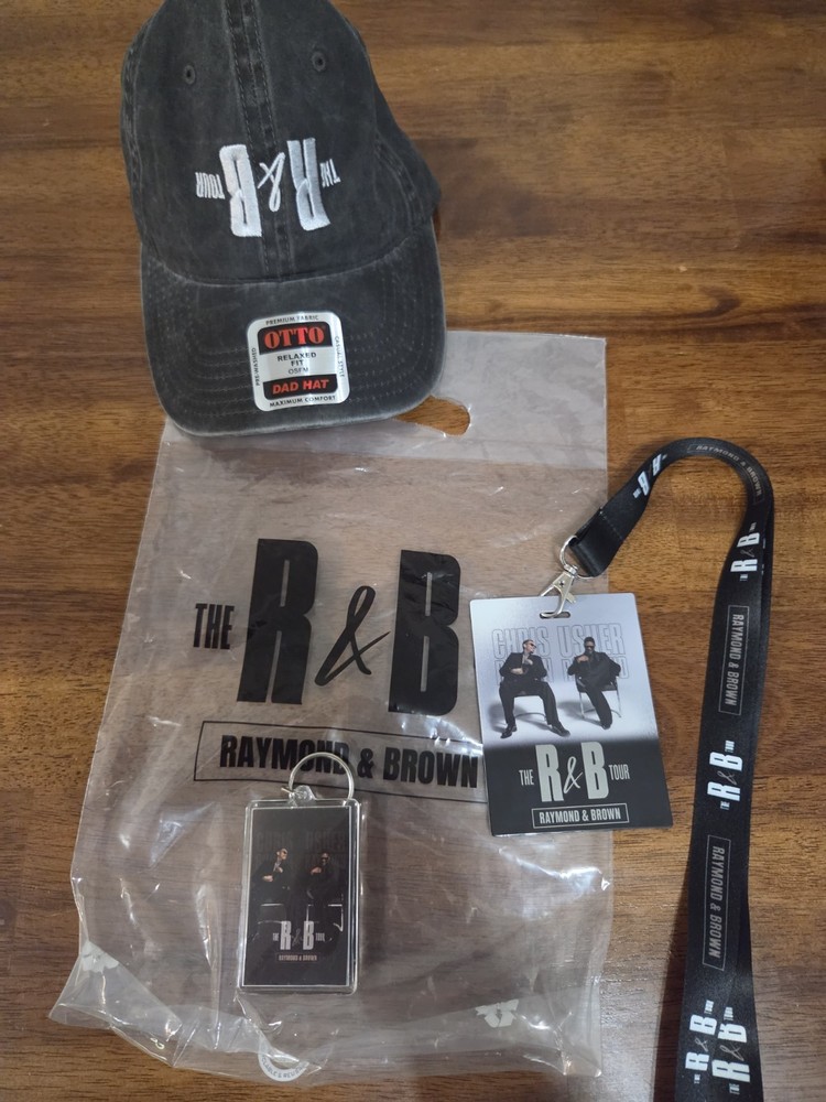 The R & B Tour VIP Swag Bag Usher Chris Brown Hat Key Chain Lanyard Lot New