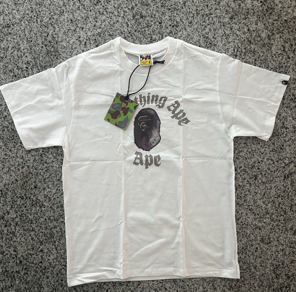 A Bathing Ape BAPE White Ape Head Logo Graphic Crew Neck Tee M Cotton