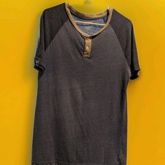 Lot Of 4 Mixed Brands Size M Teen Boys T-Shirts
