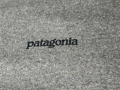Patagonia Mens Responsibili-tee Tshirt Sze L Grey Regular Fit Blended Fabric EUC