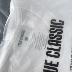 True Classic Men’s Crew Neck T-Shirts 4 Pack Combo Size L Large New