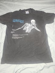 New Variety Jungles T-Shirt Size Medium Skeleton Eyes Falling Out Apathy