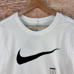 Nike Sportswear Mens Swoosh T-Shirt White Black Big Logo M BV0621-100 NWT