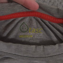 Tasc Shirt Mens Medium Gray Bamboo Cotton Blend Short Sleeve Activewear Tee