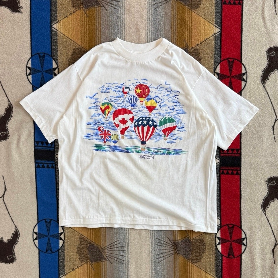 Vintage 90s World Hot Air Balloons T-Shirt Size Large Single Stitch Outdoor Art