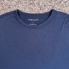 unbound merino Wool t shirt Men Size Large