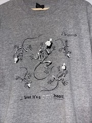 Vintage 90s Lizard Skeleton T-Shirt Mens XL Graphic Tourist Outdoor Art Nature