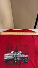 Men’s Short Sleeve T-Shirt Red W/ Patriotic Truck Graphic Size Medium