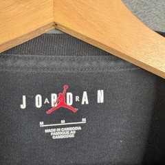 Jordan Mens Flight Long Sleeve Graphic T-Shirt Black Red Size M 100% Cotton