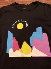 TOPO DESIGNS Black T SHIRT Mens Size Medium Organic Cotton Tight Knit Graphic