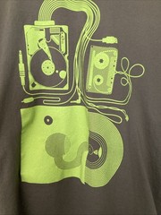 Threadless “Music Box” Design By Phil Wheeler Size Large Gray