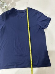 Lot of 2 Murano Men’s Large Slim Fit V-Neck Short Sleeve Tee White Navy Blue