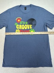 District Made Mens Graphics Tee “It’s a Groove Thing” Size XLarge Blue XL