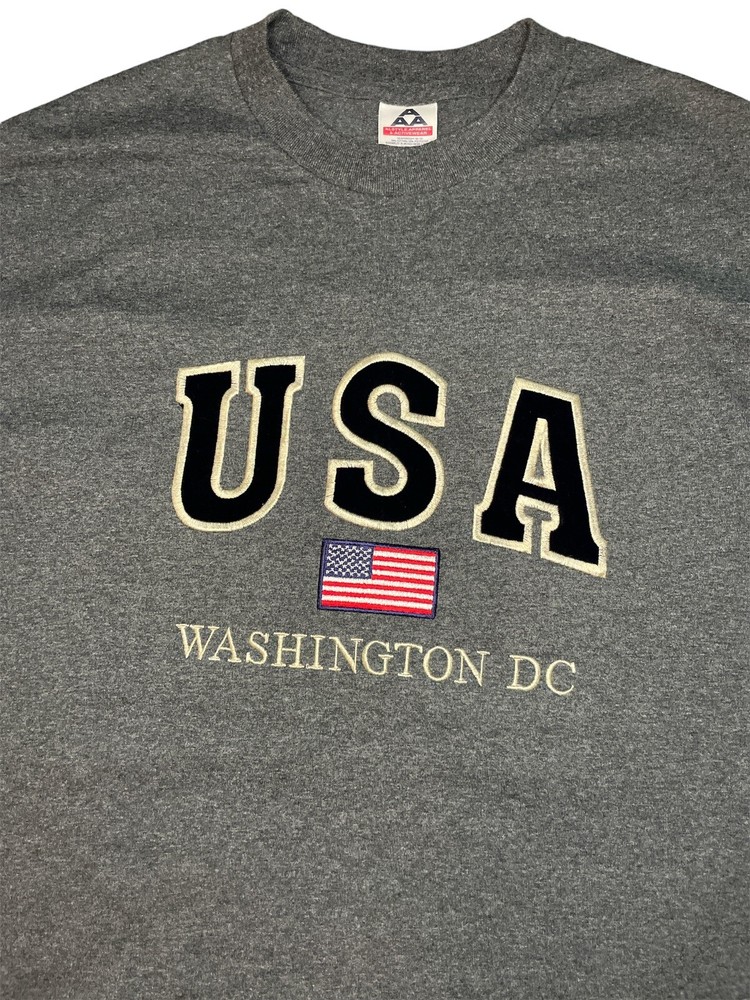 USA Washington DC Embroidered Men’s T Shirt Size Large 50/50 Heavyweight Blend